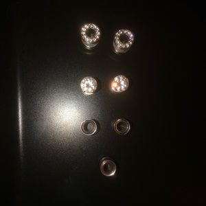 2g gauges .Bundled everything includes !